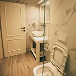 Hotel Romeo *