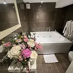 Romeo Hotel