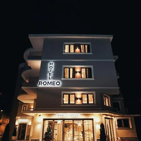 Hotel Romeo *