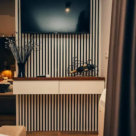 Hotel Romeo